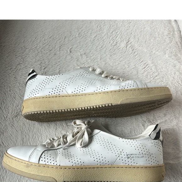 Authentic OFF-WHITE "Blue Collar" Perforated Stripe
Sneaker Sz 40 - Picture 4 of 7
